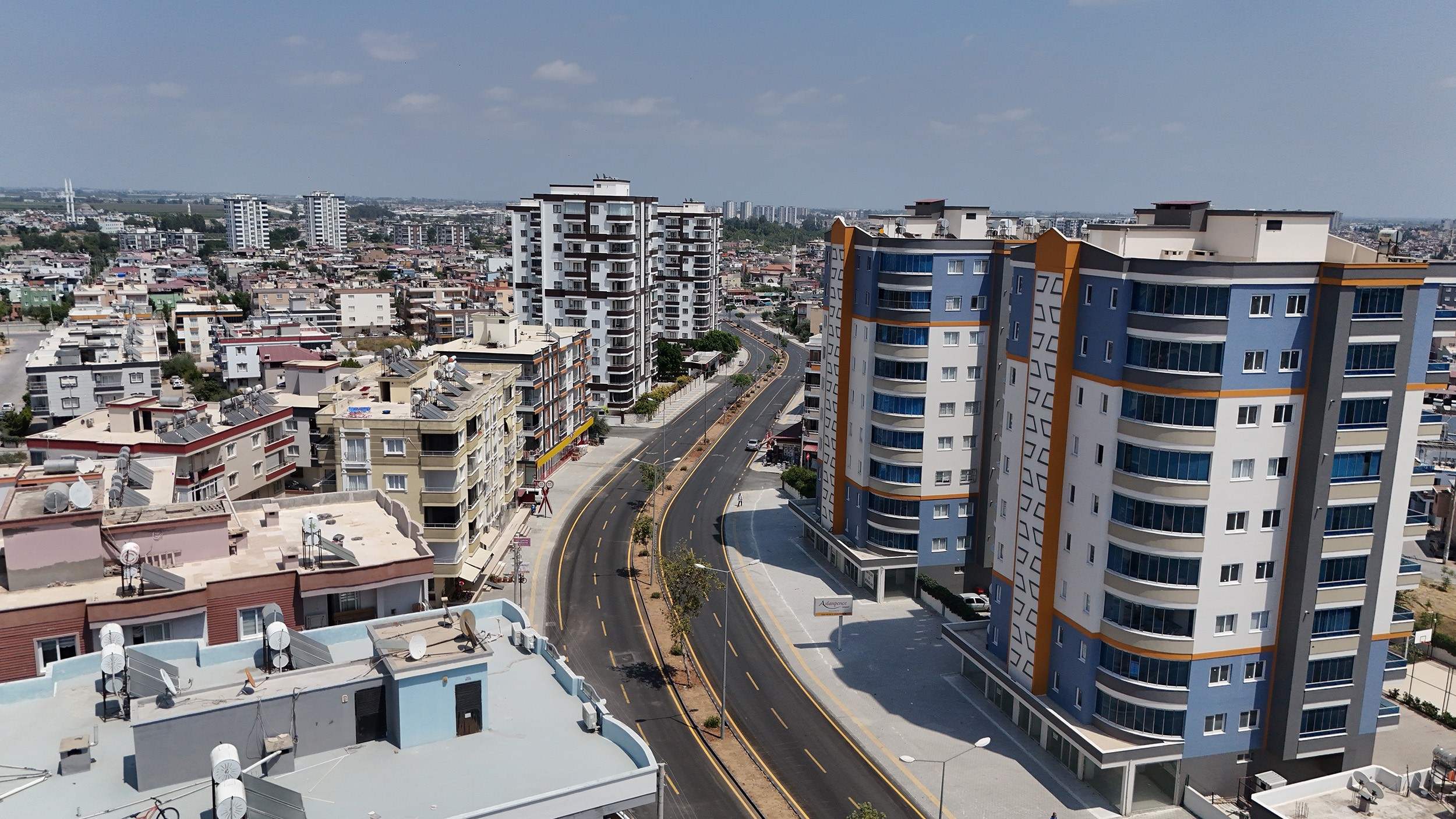 TARSUS’UN ÖNEMLİ CADDESİNDE 2. ETAP ÇALIŞMALARI TAMAMLANDI