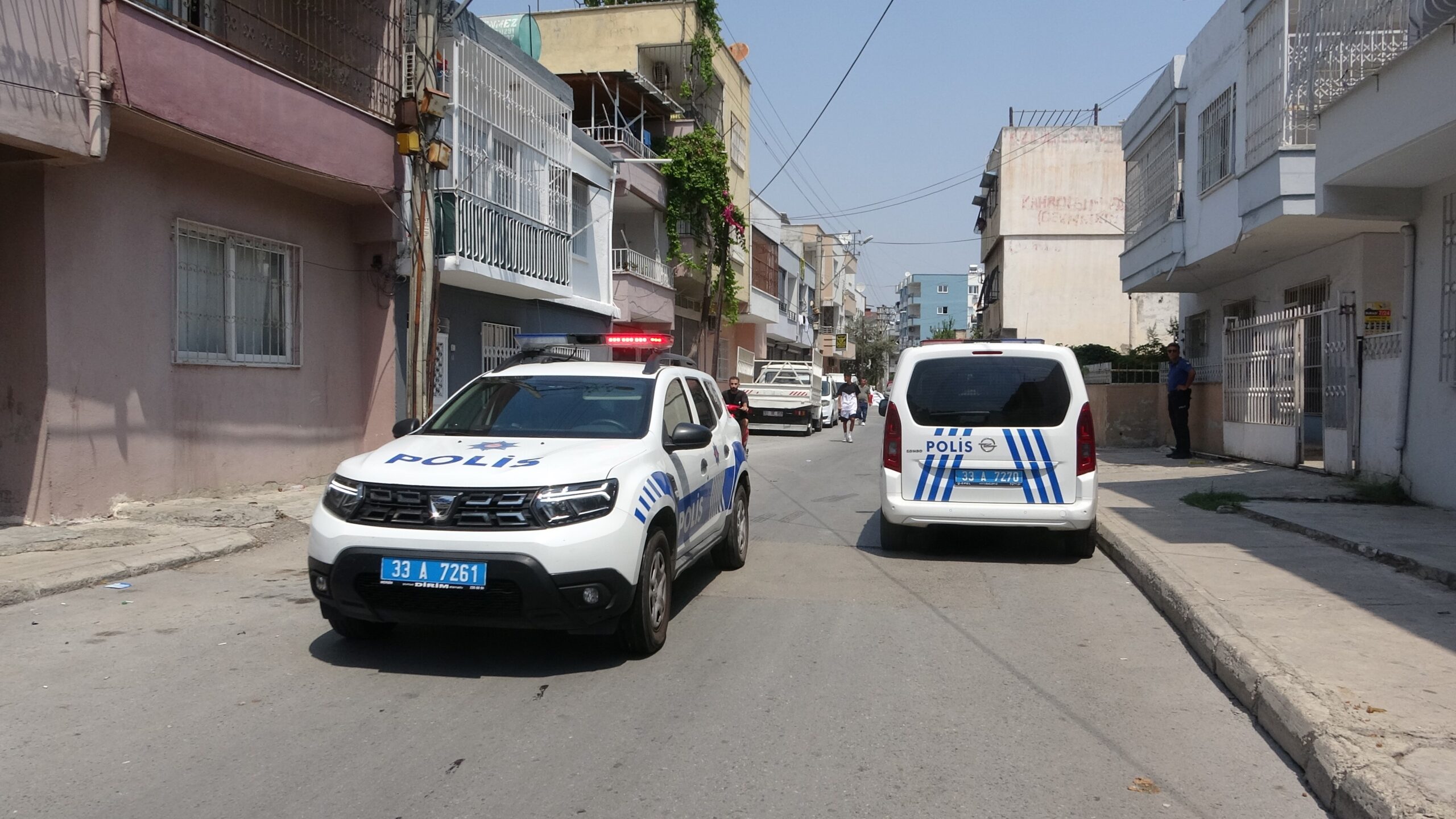 MERSİN’DE ANNE-KIZ TABANCA İLE VURULARAK ÖLDÜRÜLDÜ