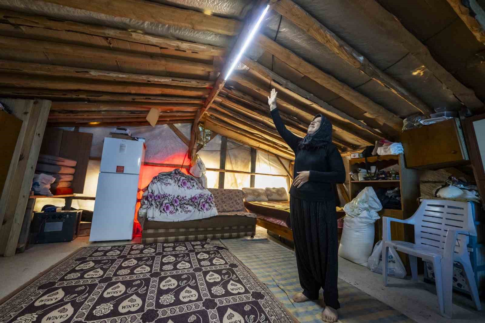 MERSİN BÜYÜKŞEHİR’DEN KIRSALDA YAŞAYAN ÜRETİCİLERE GÜNEŞ PANELİ DESTEĞİ