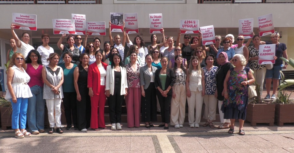 MERSİN CHP İL TEŞKİLATI TARAFINDAN KADIN CİNAYETLERİ HAKKINDA AÇIKLAMA