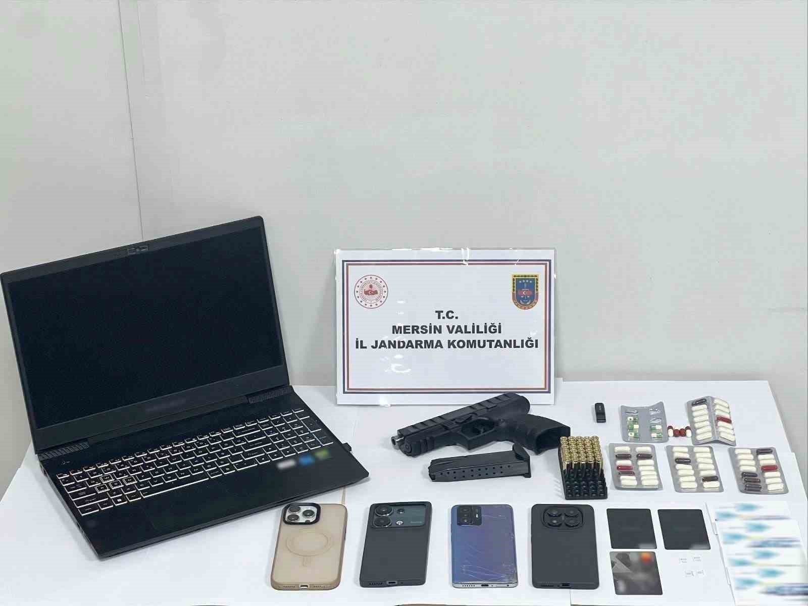 MERSİN’DE 34 YIL KESİNLEŞMİŞ HAPİS CEZASI BULUNAN ŞAHIS YAKALANDI