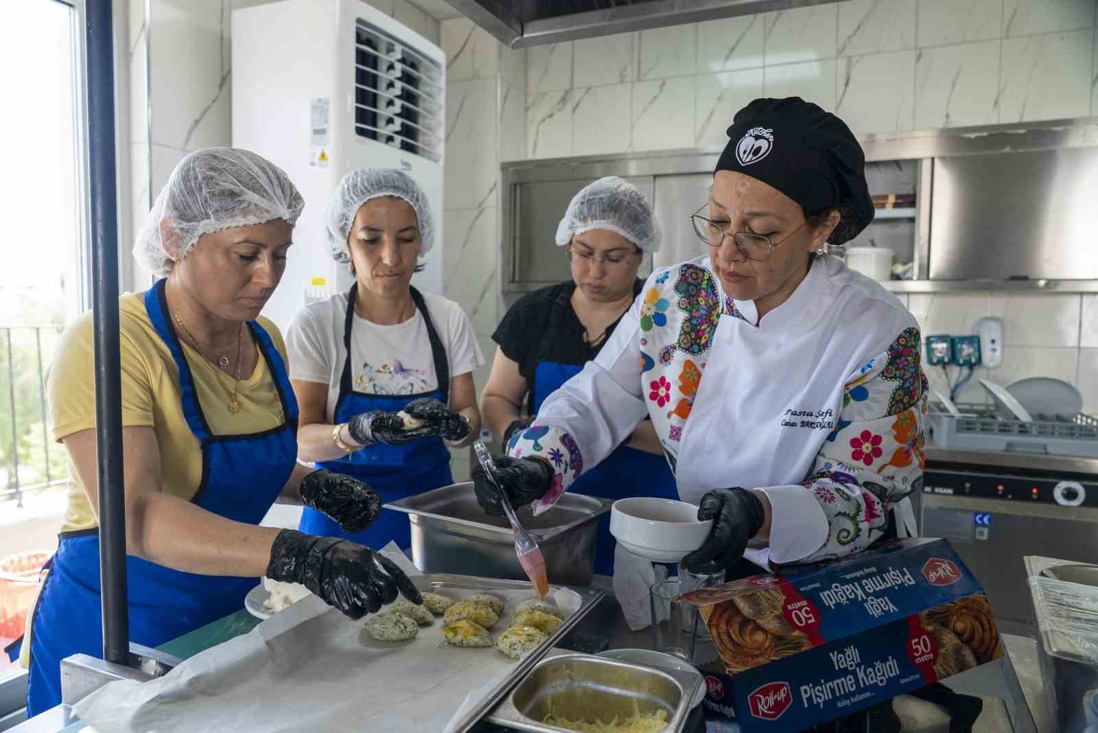 MERCEK’TE PASTACILIK KURSU