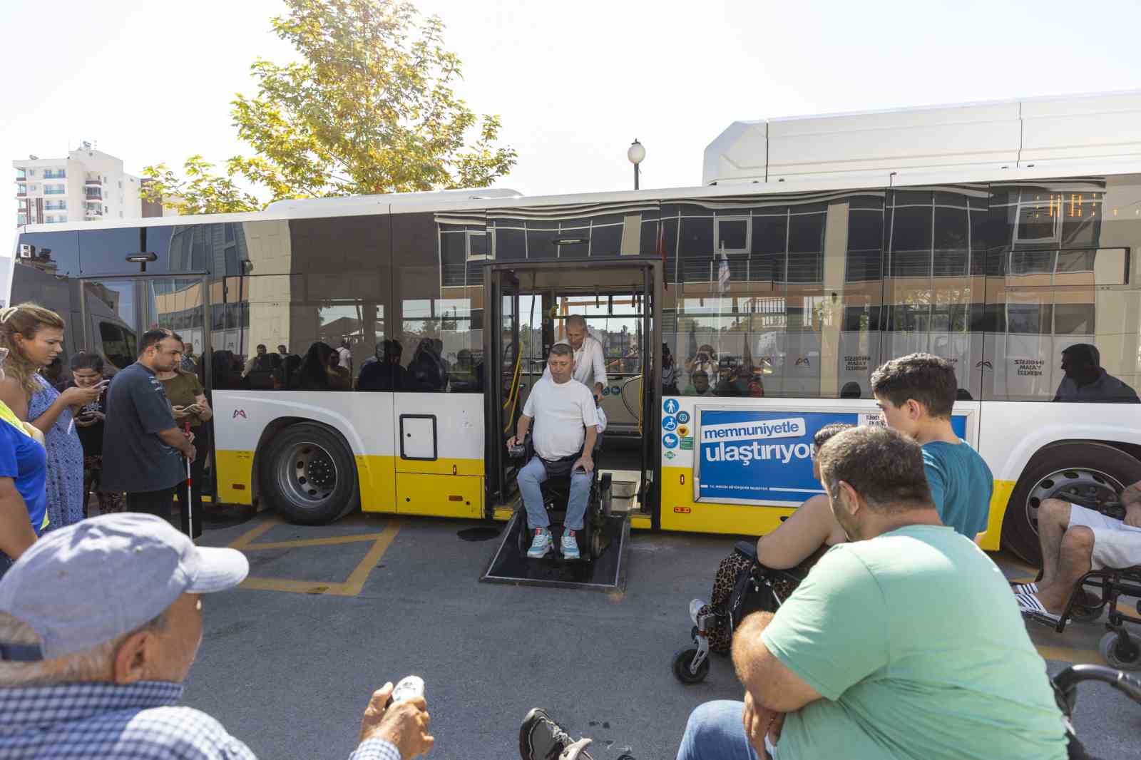 MERSİN’DE AVRUPA HAREKETLİLİK HAFTASI’NDA ÖZEL BİREYLERE GÜVENLİ ULAŞIM EĞİTİMİ