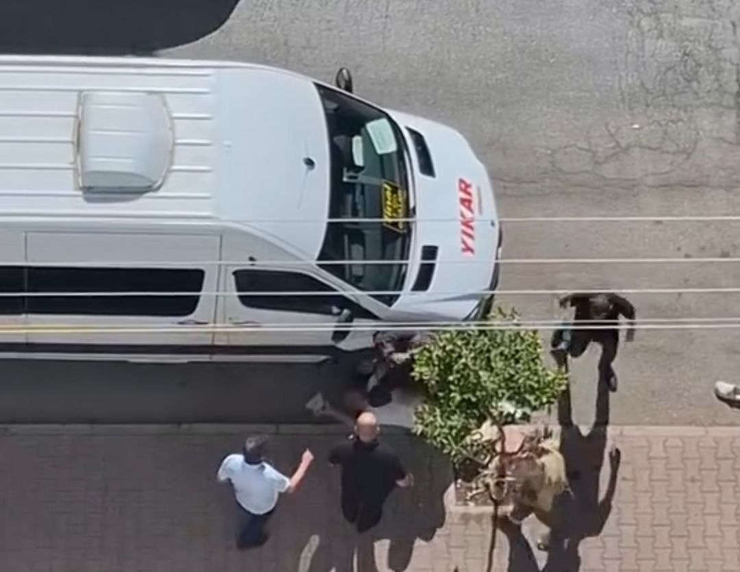 ADANA’DA BIÇAKLAMA ANI SANİYE SANİYE GÖRÜNTÜLENDİ