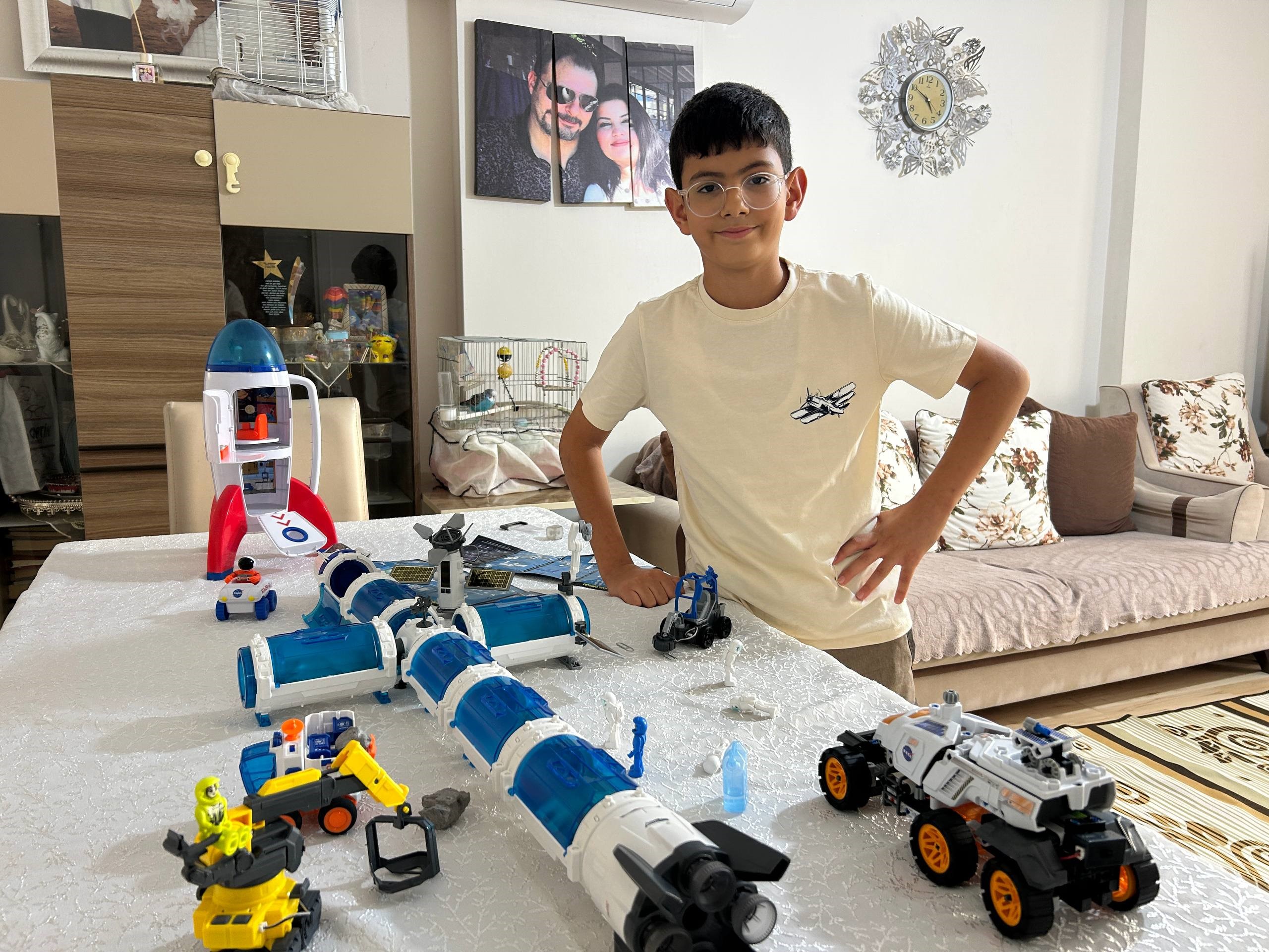 MARS’I YAŞANABİLİR HALE GETİRMEK İÇİN PROJE GELİŞTİREN 11 YAŞINDAKİ DAHİ TÜRK’E, ABD ÜNİVERSİTESİNDEN EĞİTİM DAVETİ