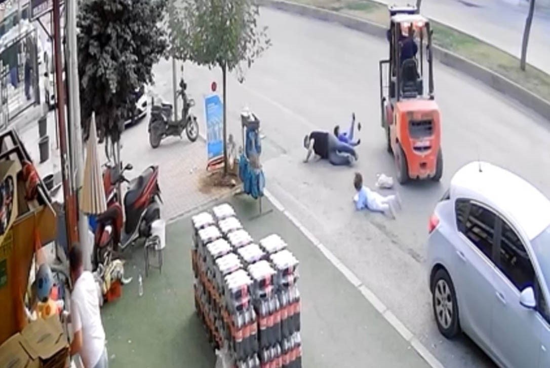 TÜRKİYE’NİN 228 METRELİK DENİZDEKİ YENİ GÜCÜ: TÜRKİYE’NİN RENGİNE BOYANDI