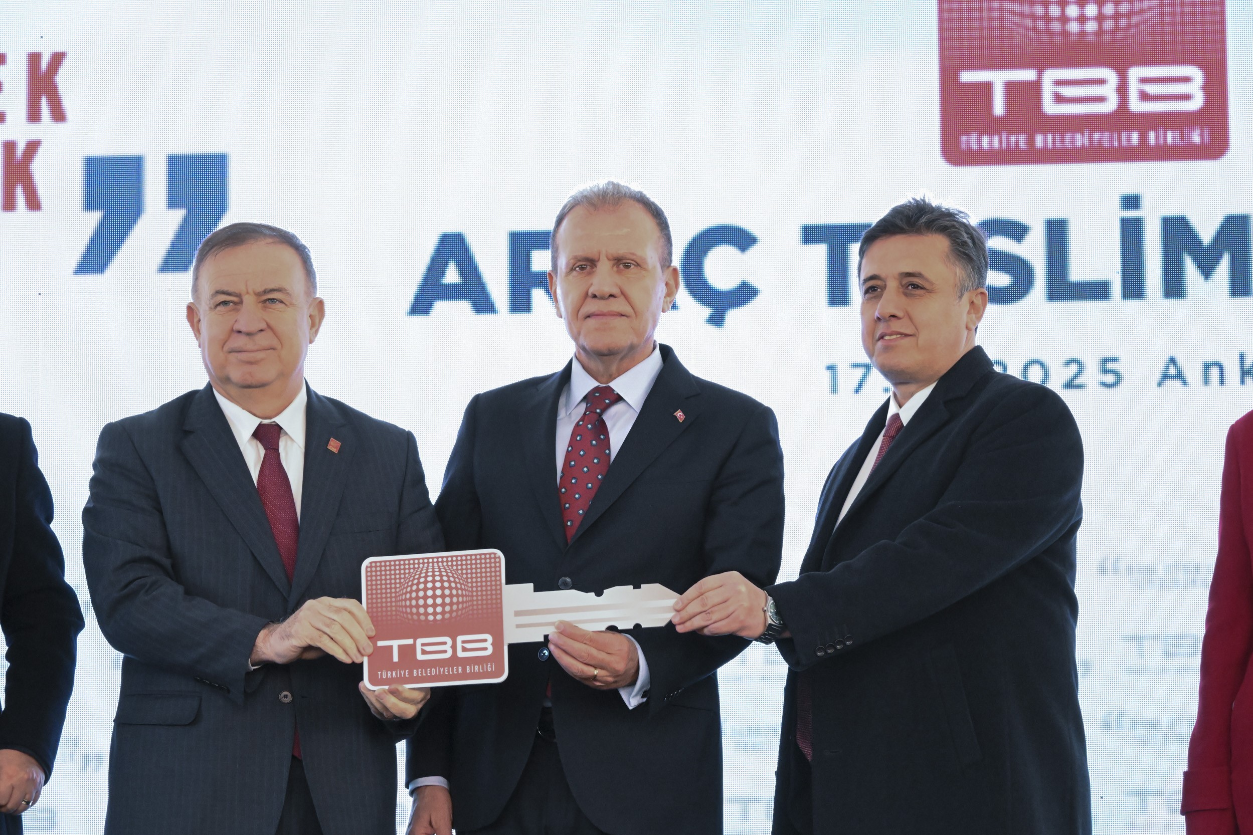 Başkan Seçer: “Bölgemizdeki her olumlu ya da olumsuz gelişme ülkemizi etkiliyor”