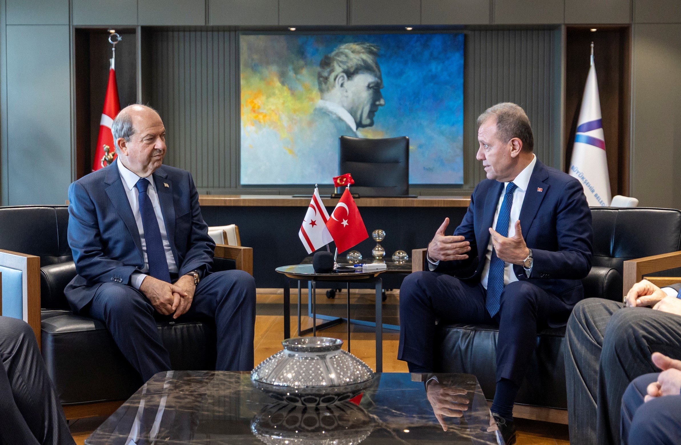 Seçer: “Kıbrıs davasını siyaset üstü görüyoruz”