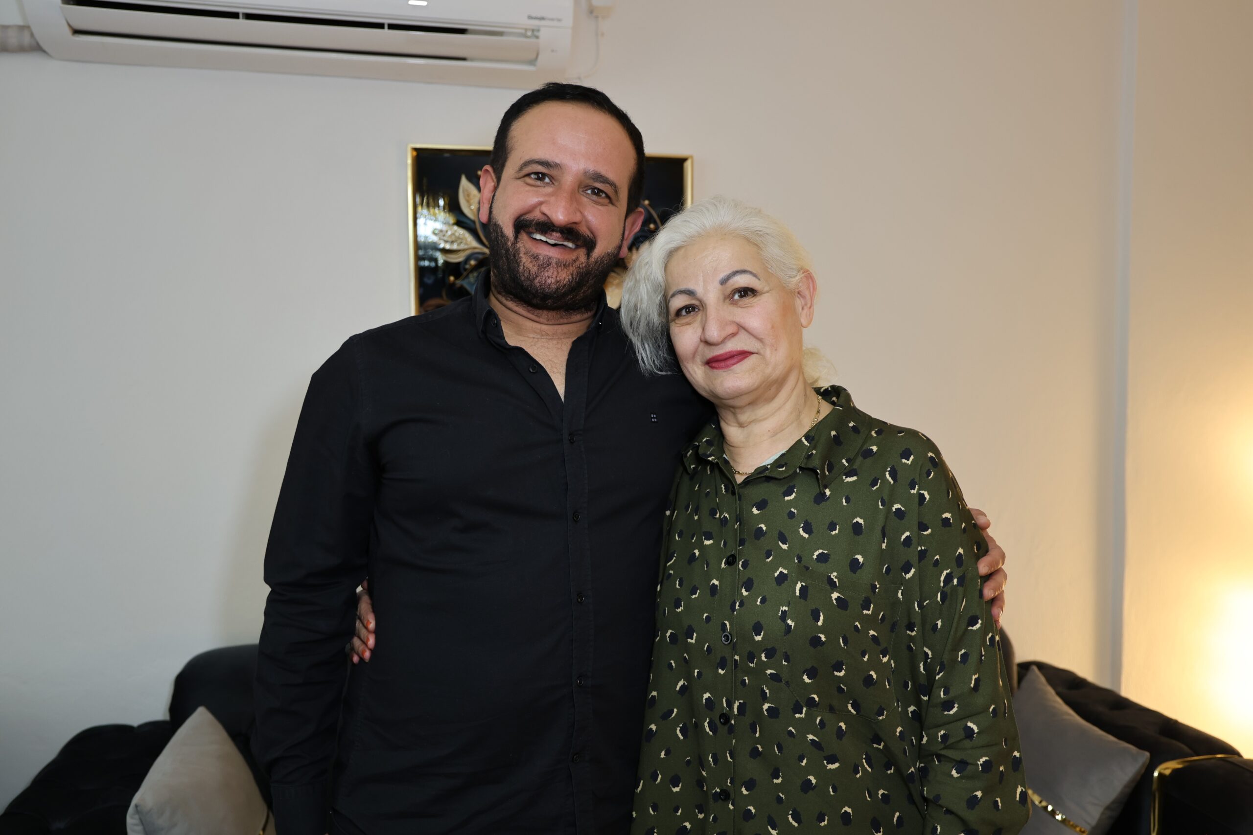 BİLİNCİ KAPANAN ANNE, OĞLUNDAN ALDIĞI KARACİĞERLE YAŞAMA TUTUNDU