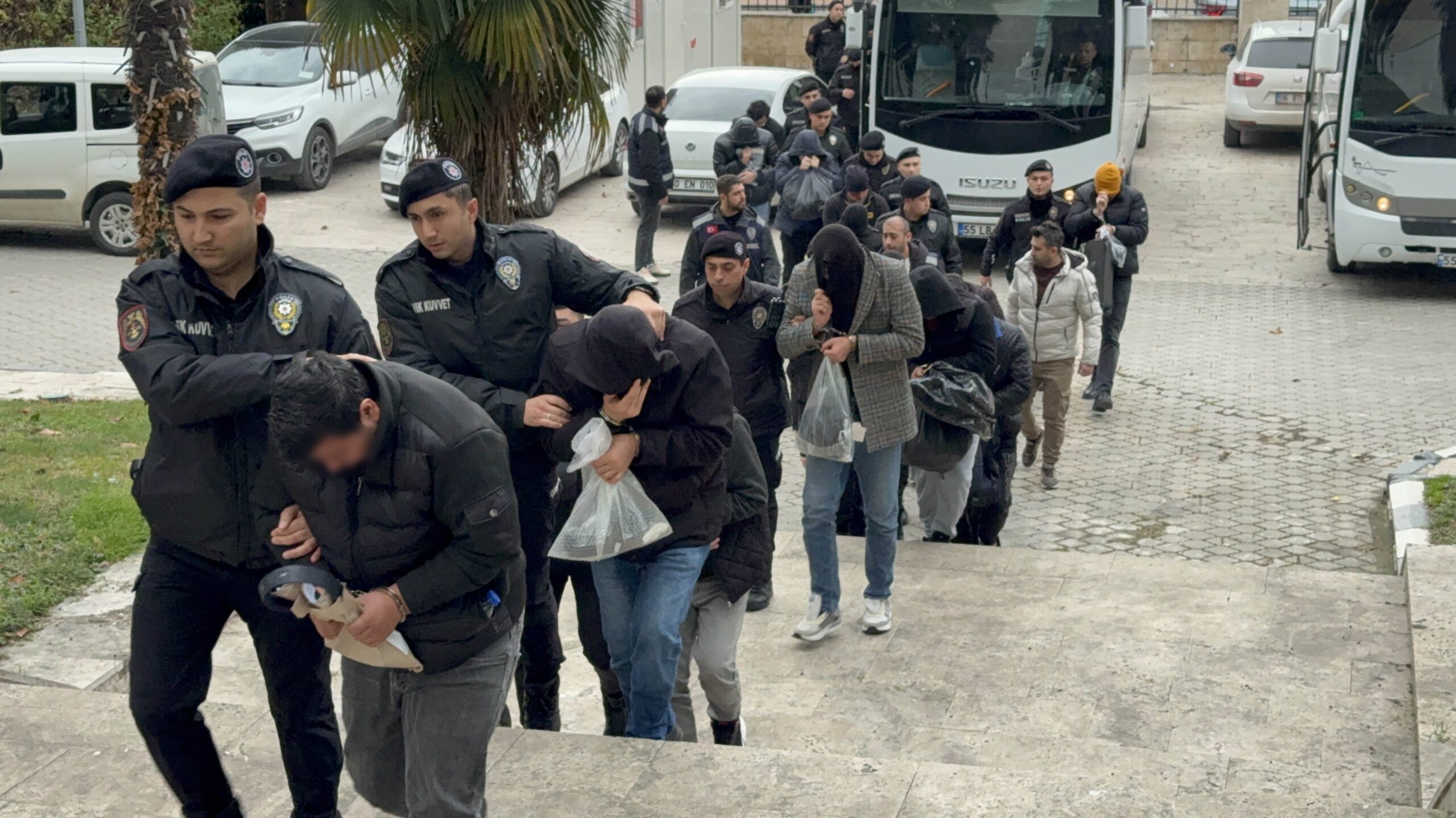 SAMSUN MERKEZLİ 19 İLDE MÜSTEHCENLİK OPERASYONUNDA 20 KİŞİ ADLİYEYE SEVK EDİLDİ