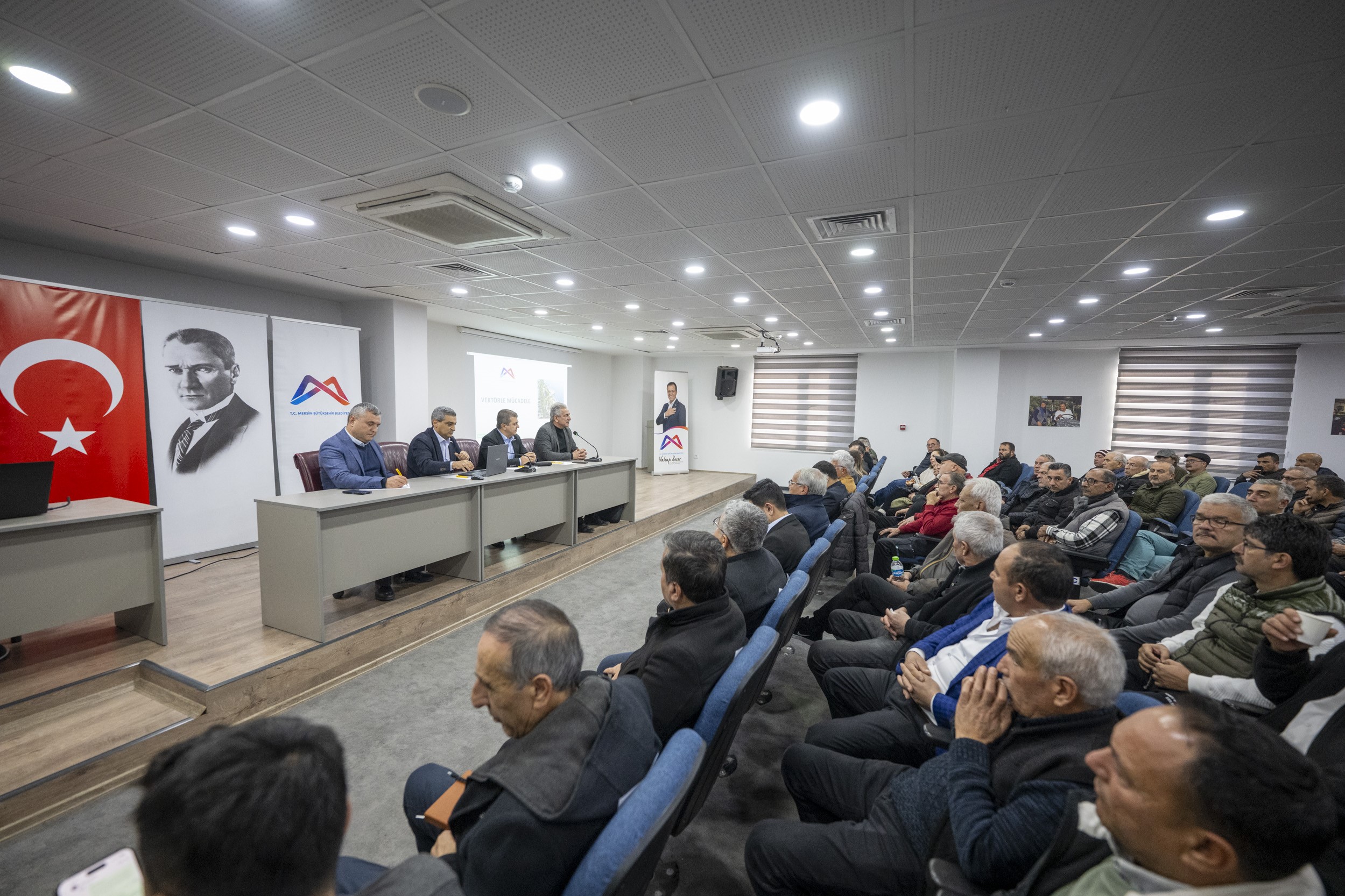 MERSİN’DE HAŞEREYLE MÜCADELE BİLGİLENDİRMESİ