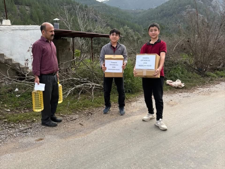 TEKMEN ORTAOKULU’NDA YARDIMLAŞMA SEFERBERLİĞİ