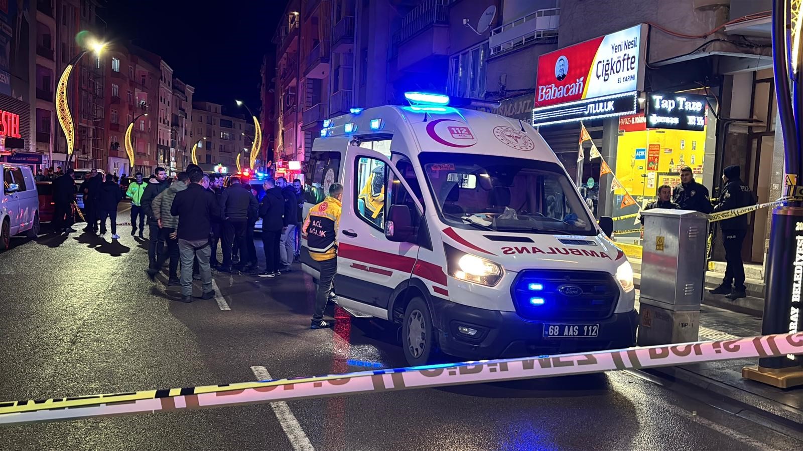 AKSARAY’DA BİR EVDE 3 KİŞİ SİLAHLA VURULMUŞ HALDE BULUNDU: 3 ÖLÜ