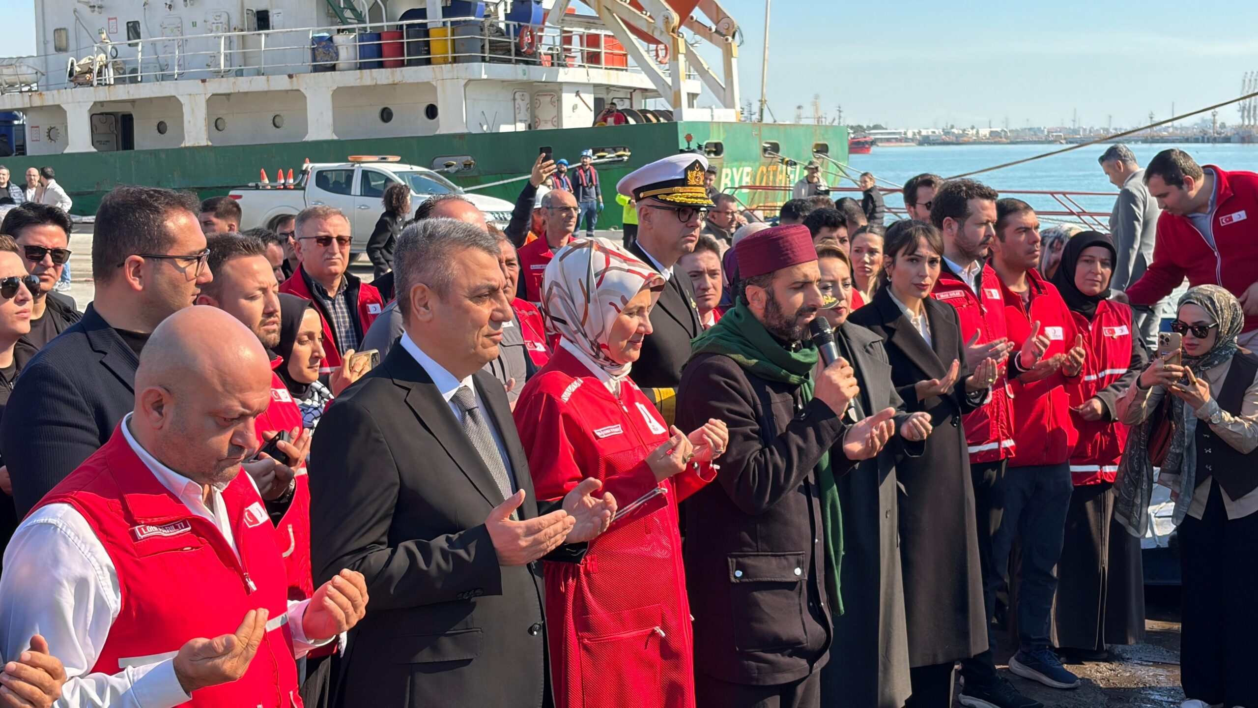 TÜRK KIZILAY’IN ‘İYİLİK GEMİSİ’ RAMAZAN’IN İLK GÜNÜNDE GAZZE’YE UĞURLANDI