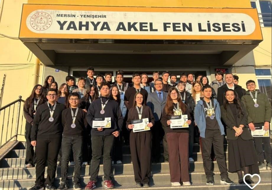 YAHYA AKEL FEN LİSESİ ÖĞRENCİLERİ MATEMATİK OLİMPİYATLARINDA DÜNYA BİRİNCİSİ OLDU