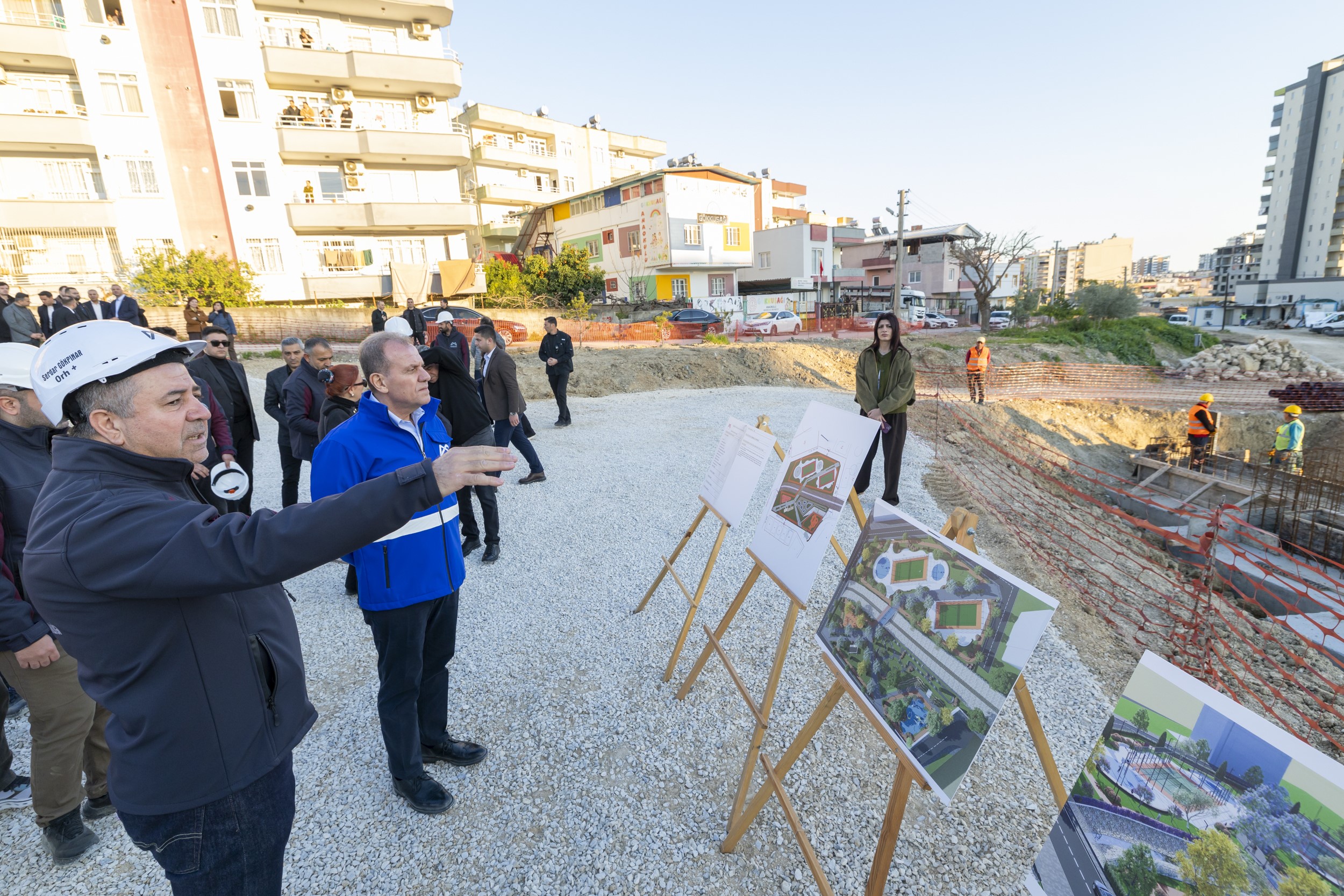 BAŞKAN SEÇER: “SPOR PARK TARSUS YERLEŞKESİ’Nİ MAYIS AYI SONUNA KADAR BİTİRECEĞİZ”
