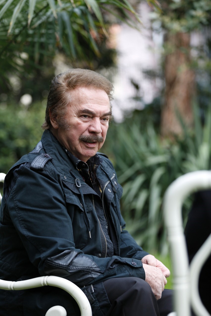 USTA SANATÇI ORHAN GENCEBAY, HASTANEDE TEDAVİ ALTINDA