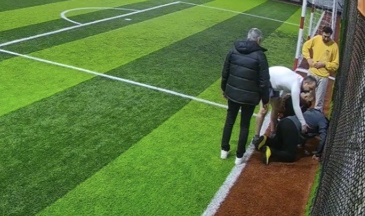 HALI SAHA MAÇINDA KALBİNE YENİK DÜŞTÜ