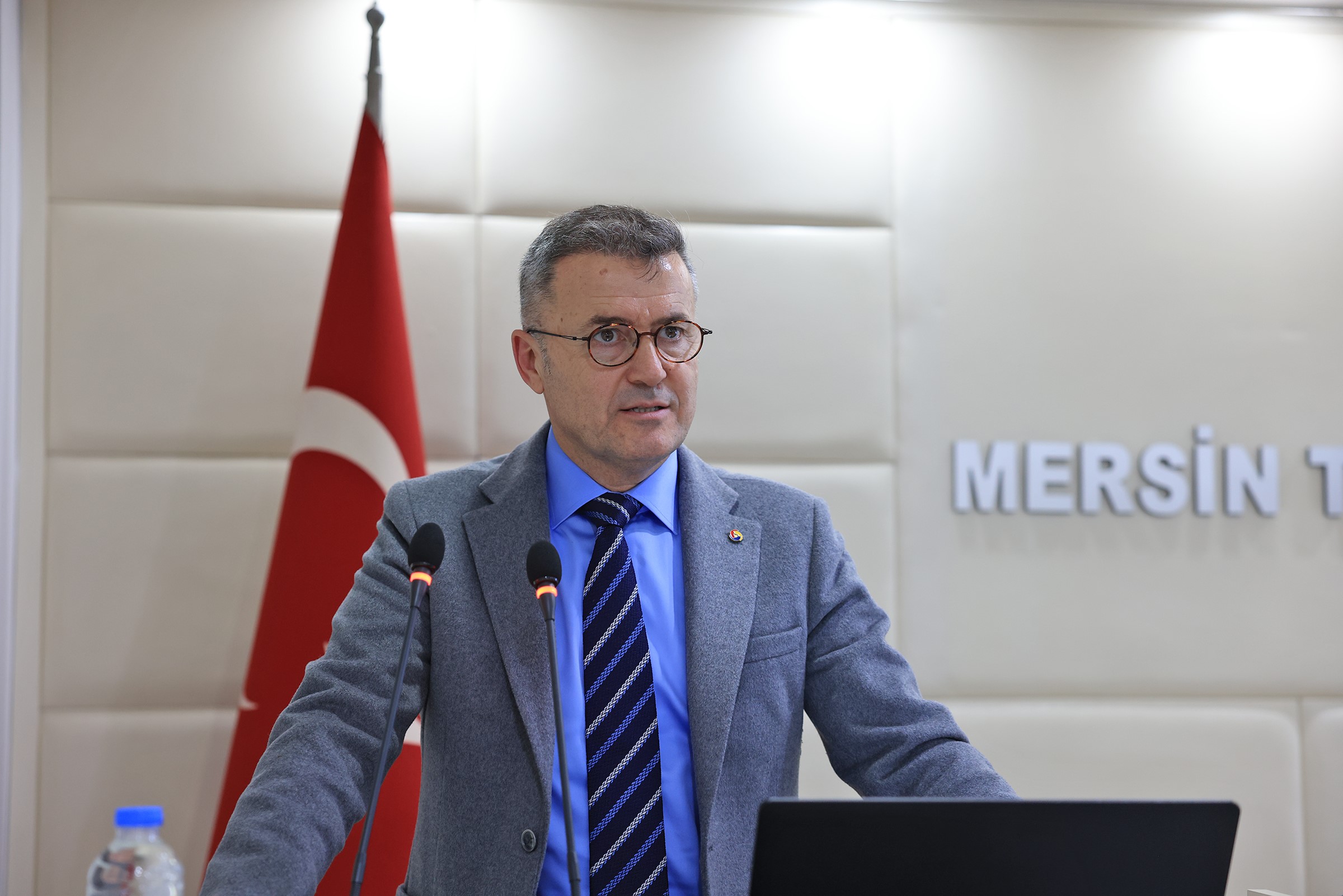 ÇAKIR: “YENİ TEDARİK ZİNCİRİNİN MERKEZİ MERSİN OLMALI”