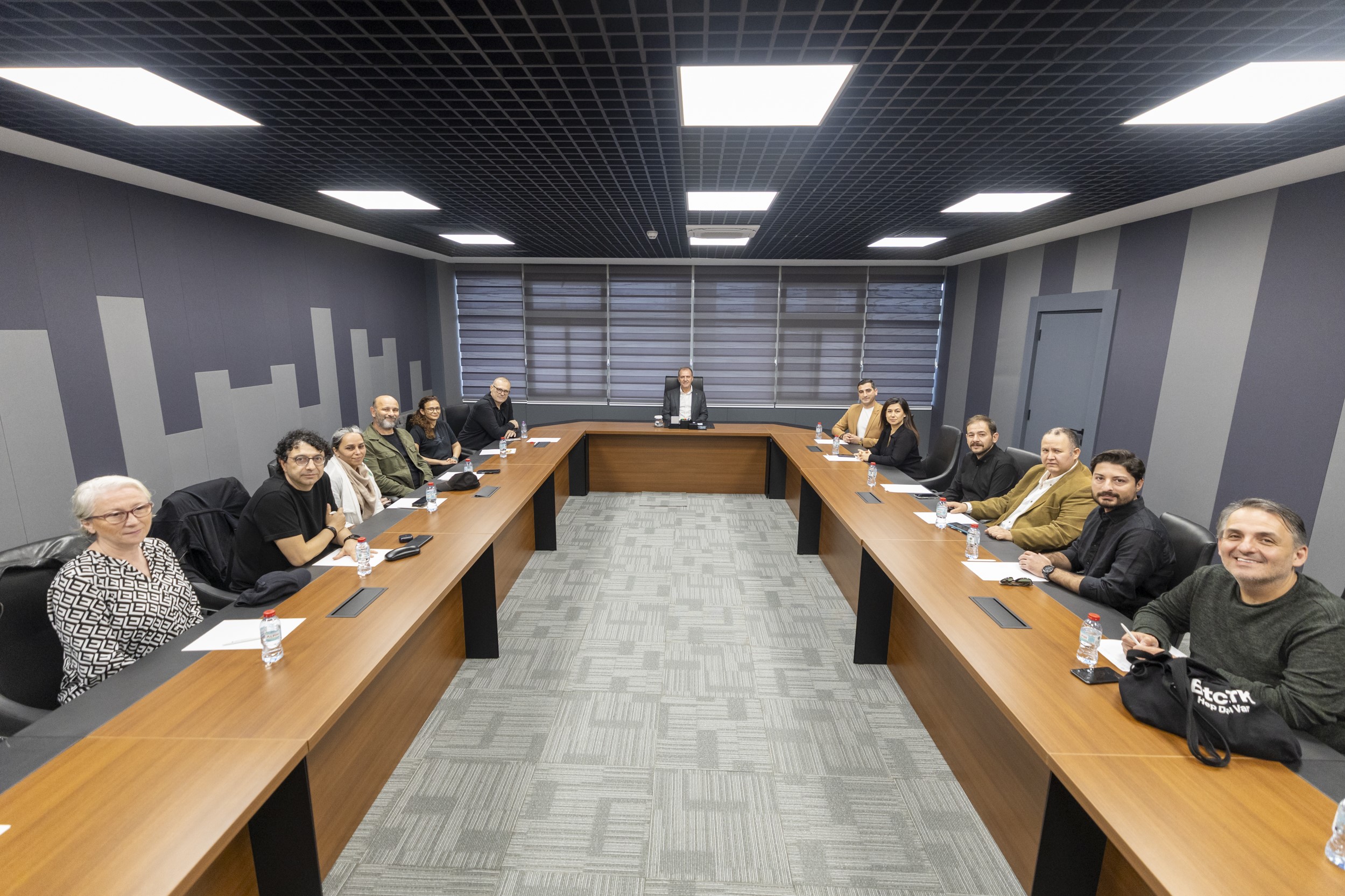 SEÇER: “MERSİN SANATLA BÜYÜYEN, ENERJİSİ YÜKSEK BİR KENT”