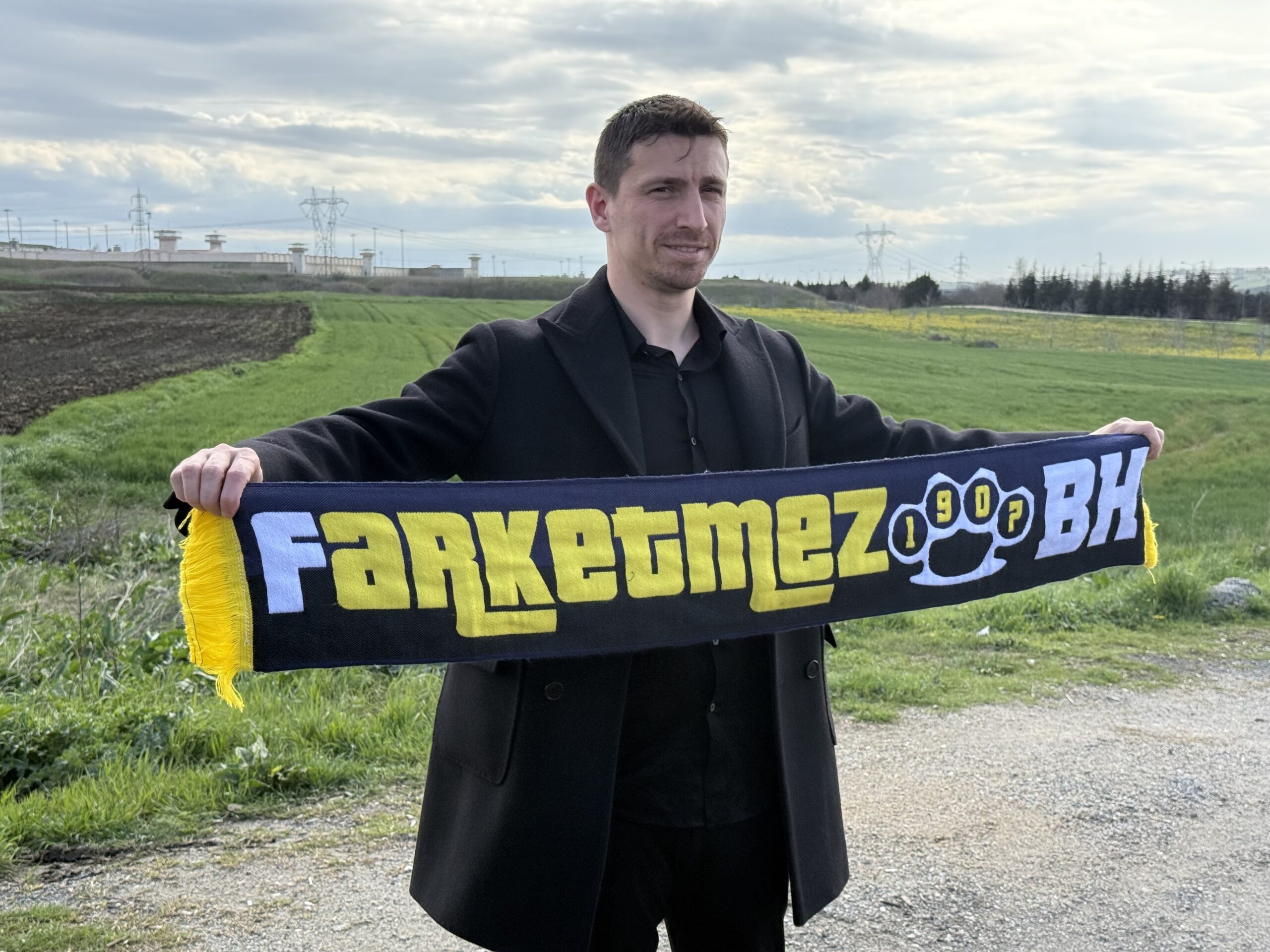 CEZAEVİNDEN ÇIKAN MERT HAKAN YANDAŞ, İLK AÇIKLAMASINI YAPTI