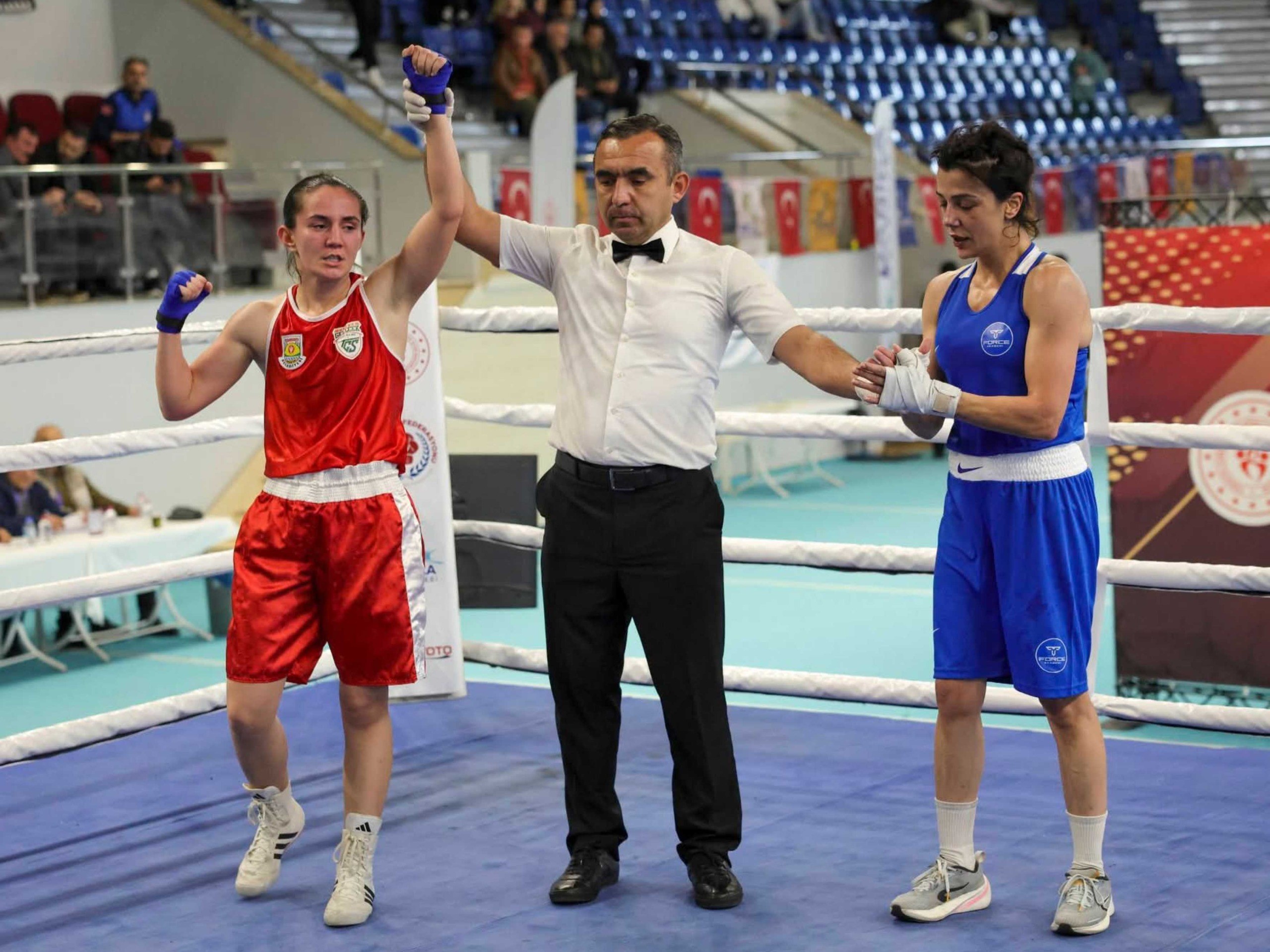 TARSUS GELECEK SPOR KULÜBÜ DÖRT BRANŞTA BAŞARI ELDE ETTİ