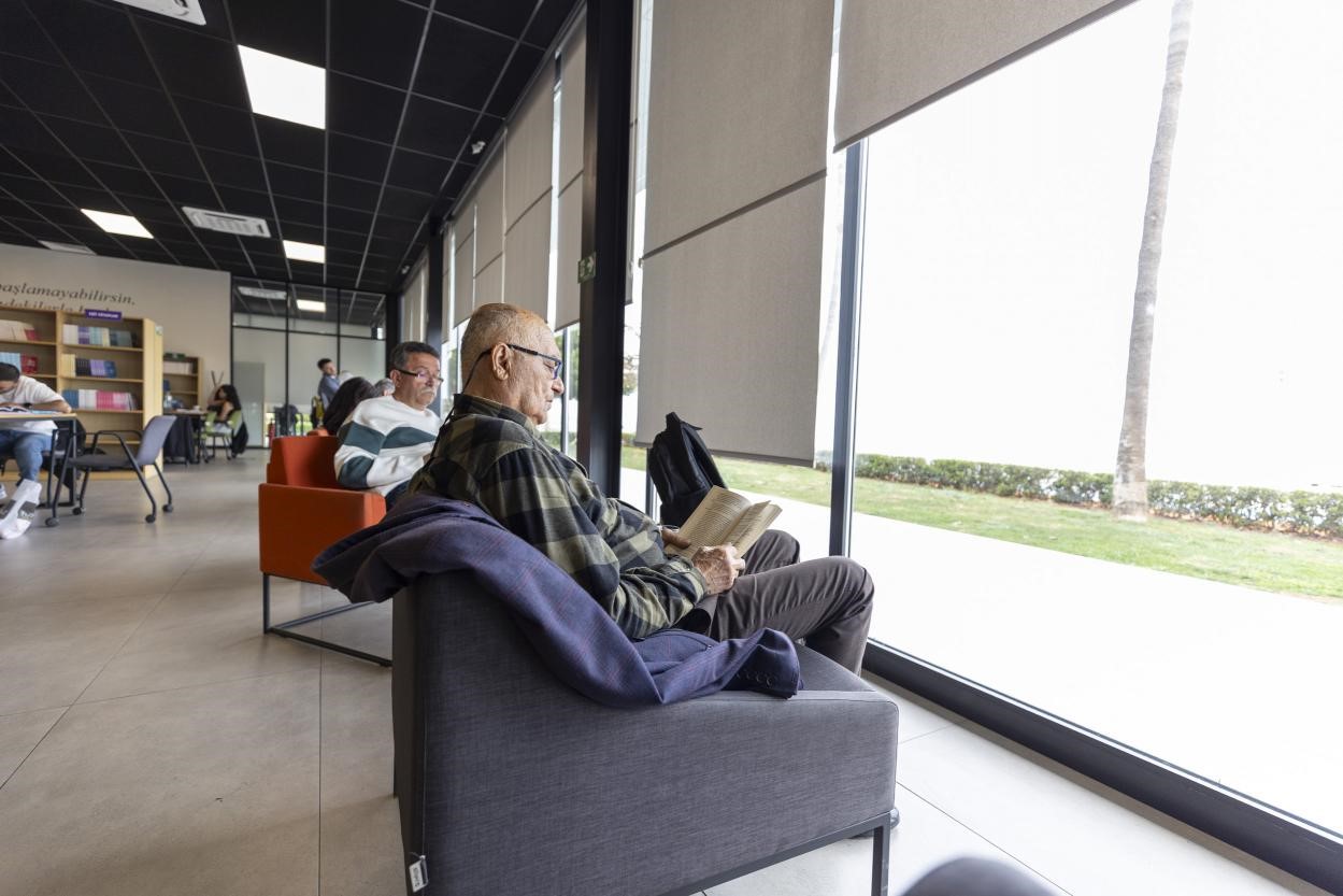 MERSİN’E DİJİTAL KÜTÜPHANE UYGULAMASI GELDİ