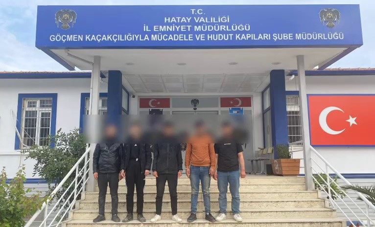 TİCARİ TAKSİYLE GÖÇMEN KAÇIRAN 2 SÜRÜCÜYE 334 BİN 500 TL CEZA