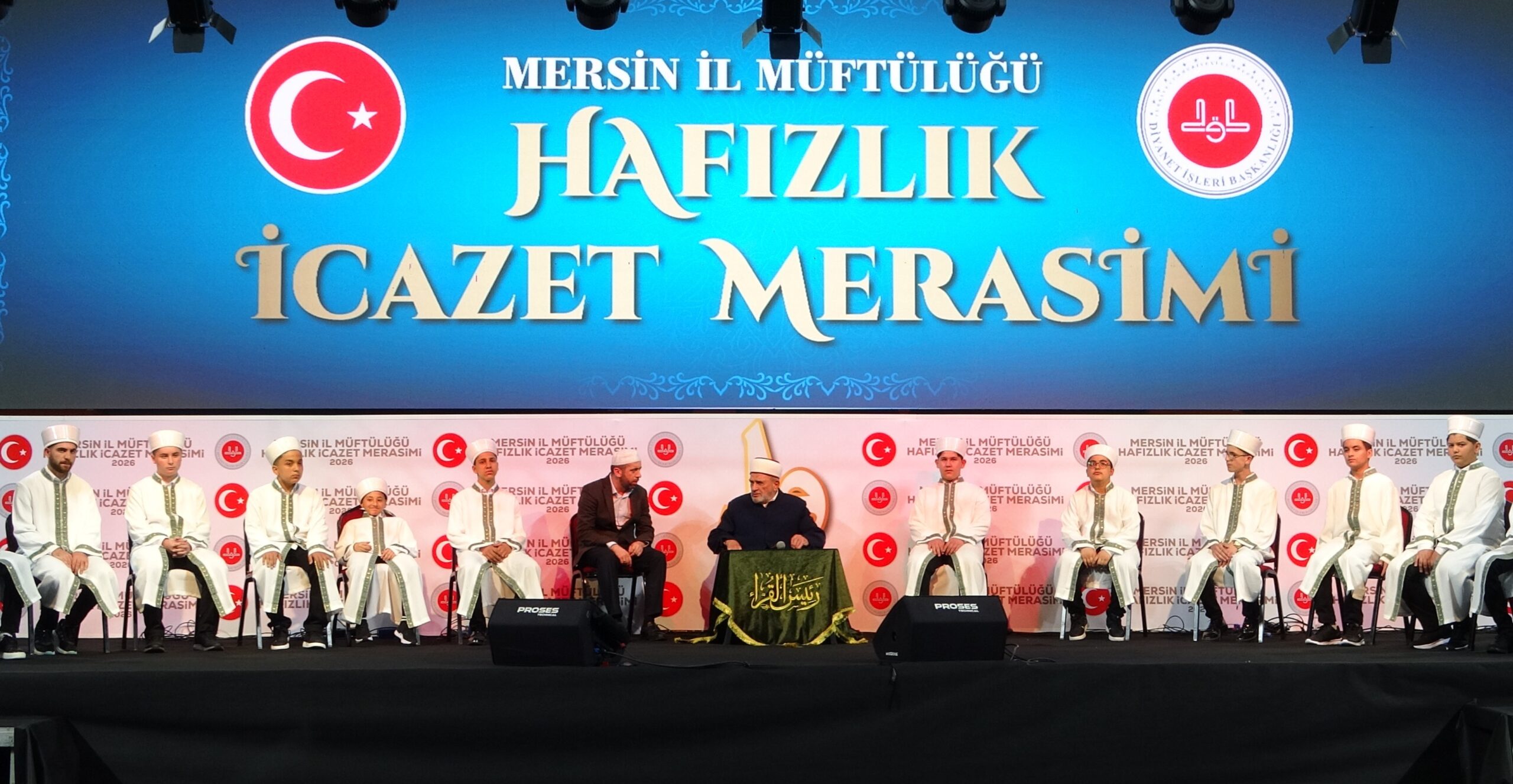 MERSİN’DE 260 ÖĞRENCİ HAFIZLIK İCAZETİ ALDI