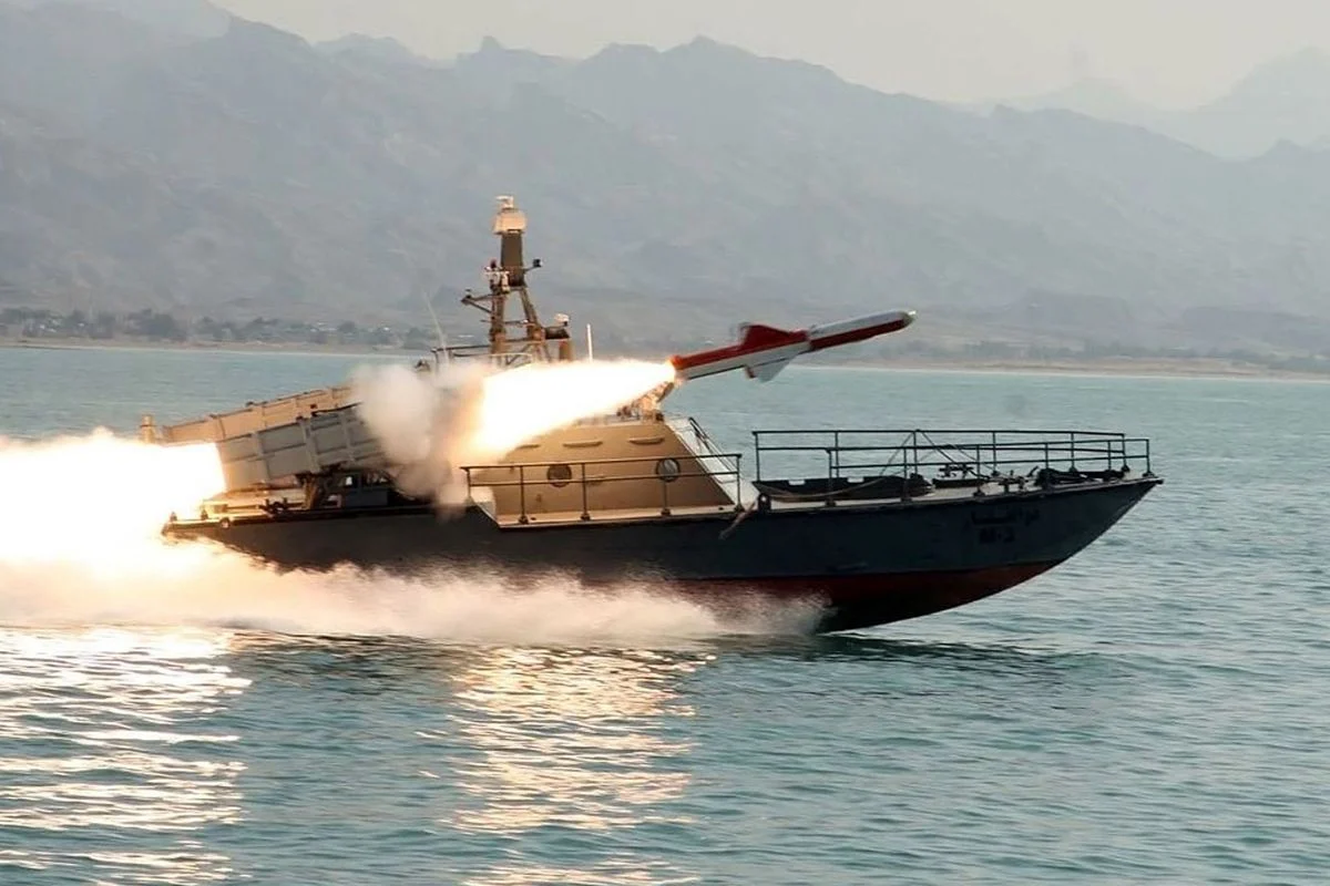 İRAN, UMMAN AÇIKLARINDA BİR KONTEYNER GEMİSİNİ UYARI BİLE YAPMADAN VURDU