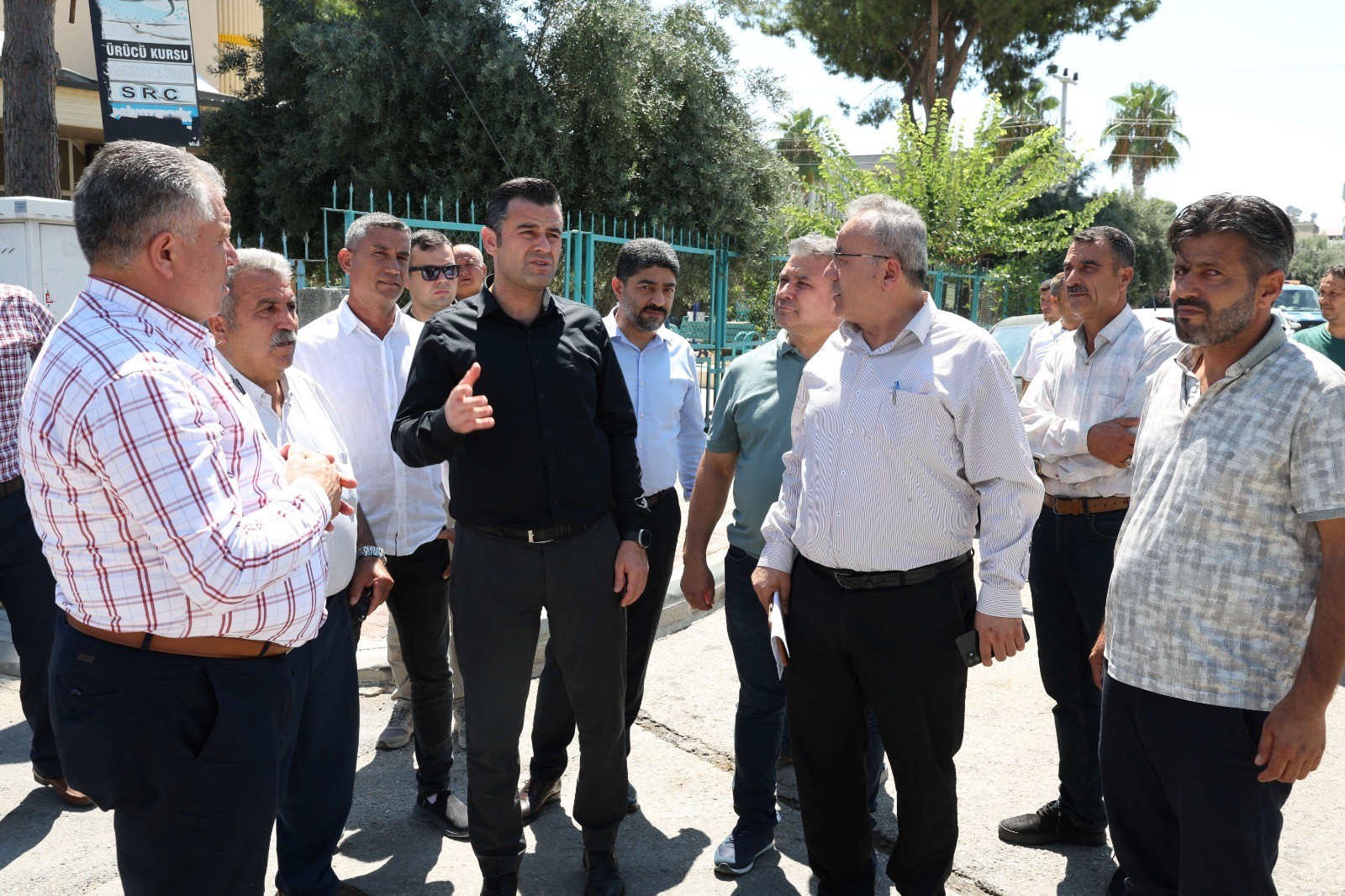 Beşikçi, Huzurkent’te 5 mahalle muhtarı ve vatandaşlarla buluştu