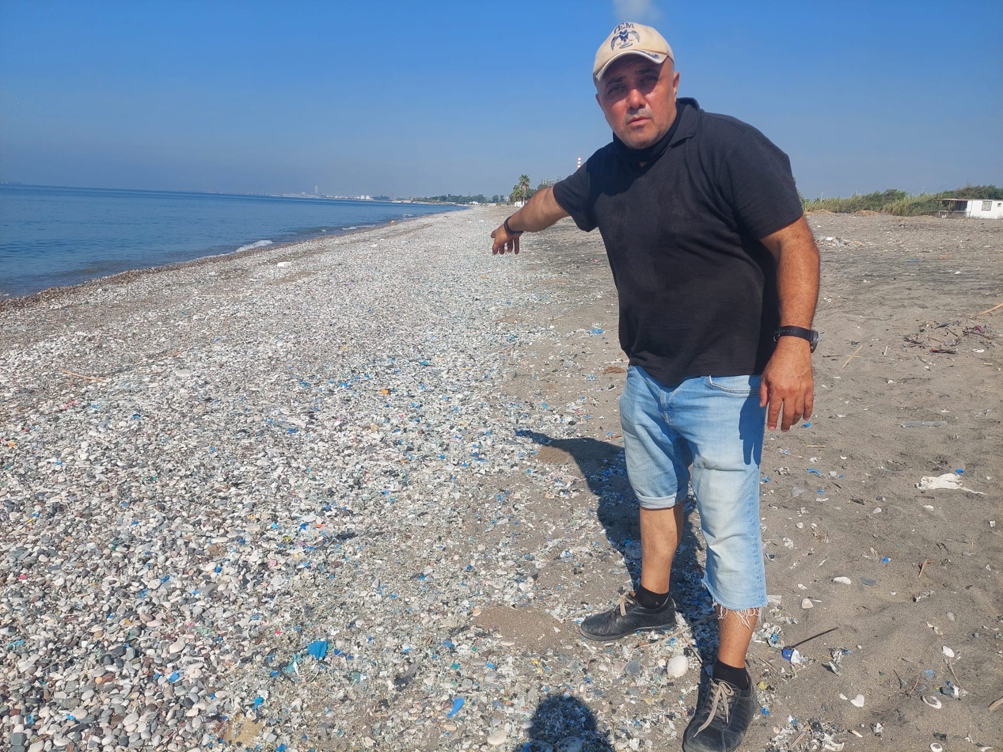 Tarsus-Kazanlı sahilinde plastik kirliliği