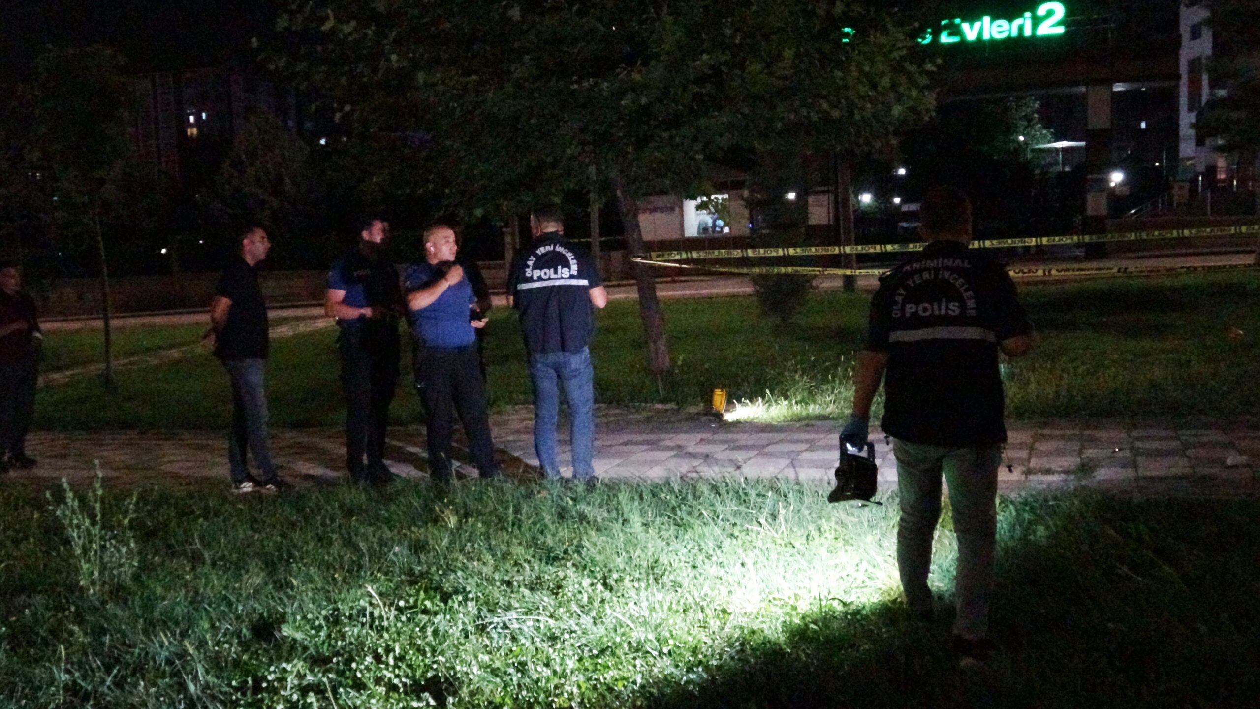 Malatya’da parkta silahlı kavga: 4 yaralı