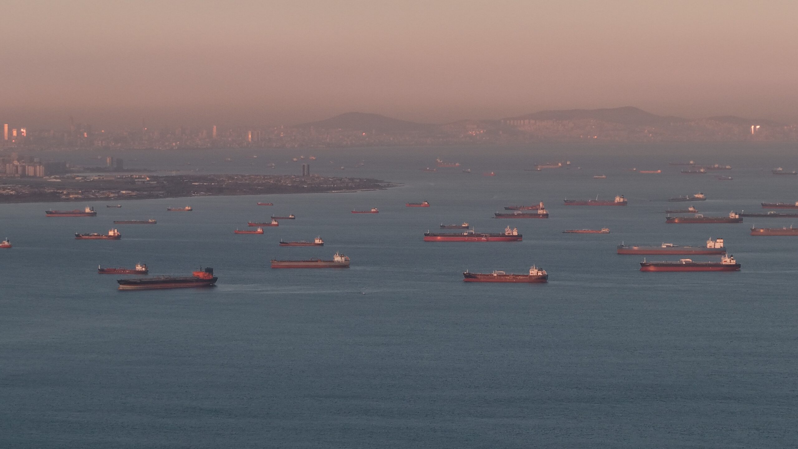 İstanbul’un Tehlikeli Yük Taşıyan Tanker Sahası