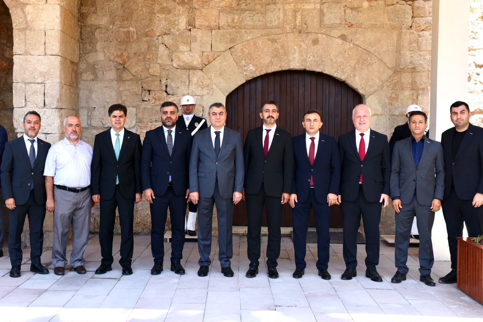 MÜSİAD MERSİN’DEN 19 OKULA CUMA MESCİDİ